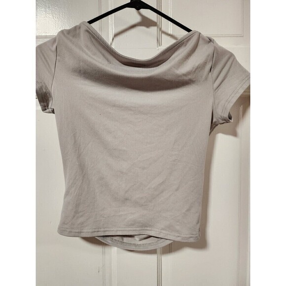 Shein Womens Light Grey Side Rouched Short Sleeve Shirt Size Small - Picture 4 of 8